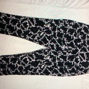 Women’s Nike Dri Fit athletic Crop Leggings size XS